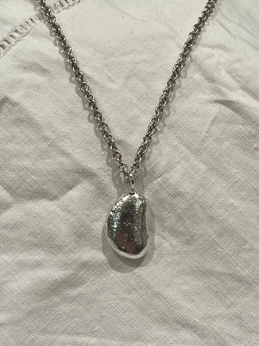 Bean Pendant (S)